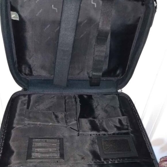 Sumdex Black Leather Laptop Briefcase - Picture 5 of 9